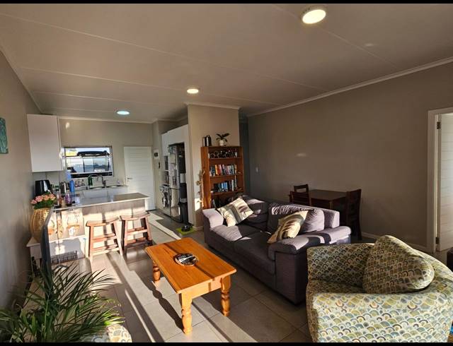3 BEDROOM APARTMENT FOR SALE IN MANOR ESTATES
